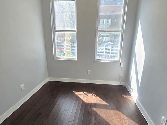5th image of 50 Jordan Ave #1RA