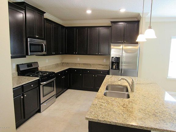 4th image of 10111 Bedford Lakes Ct #116