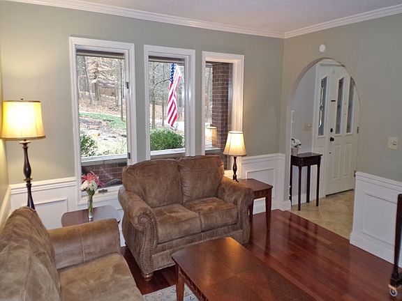 4th image of 115 Hendron Hills Dr