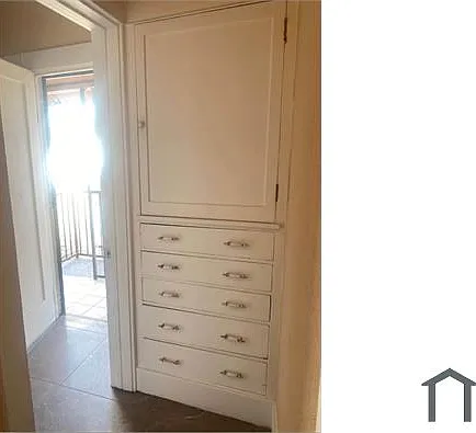 1 bed, $2,400 — Photo 3