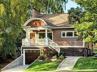 1516 N 39th St, Seattle, WA 98103