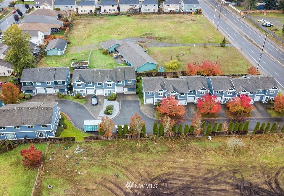 1st image of 17619 26th Ave E