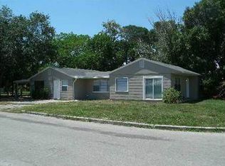 2214 20th St W, Bradenton, FL 34205