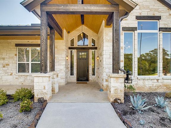 4th image of 400 Oak Bluff Dr