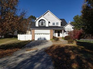 102 Daniel Paul Dr, Archdale, NC 27263