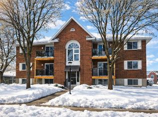 565 Greenfield Ave #106, Kitchener, ON
