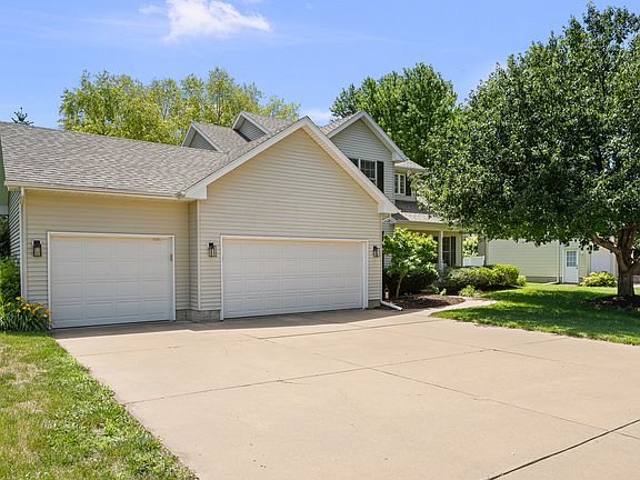 4th image of 1198 Bridgeview Pl