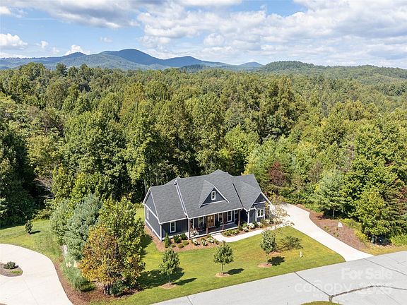 2nd image of 404 Summer Orchard Dr