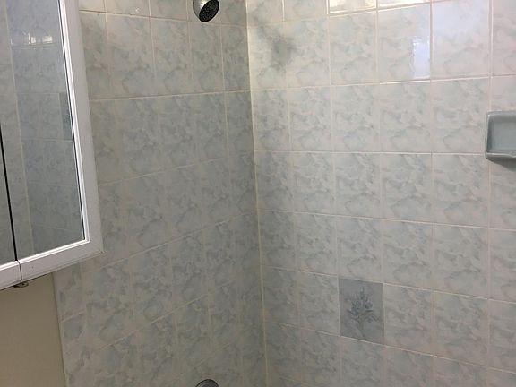 4th image of 2749 McAllister St APT 1