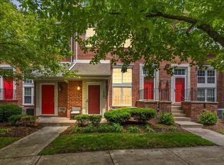 1538 Maryland Club Dr, Royal Oak, MI 48067