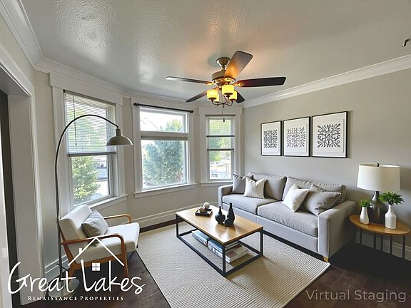 2nd image of 2716 Belmont St #A