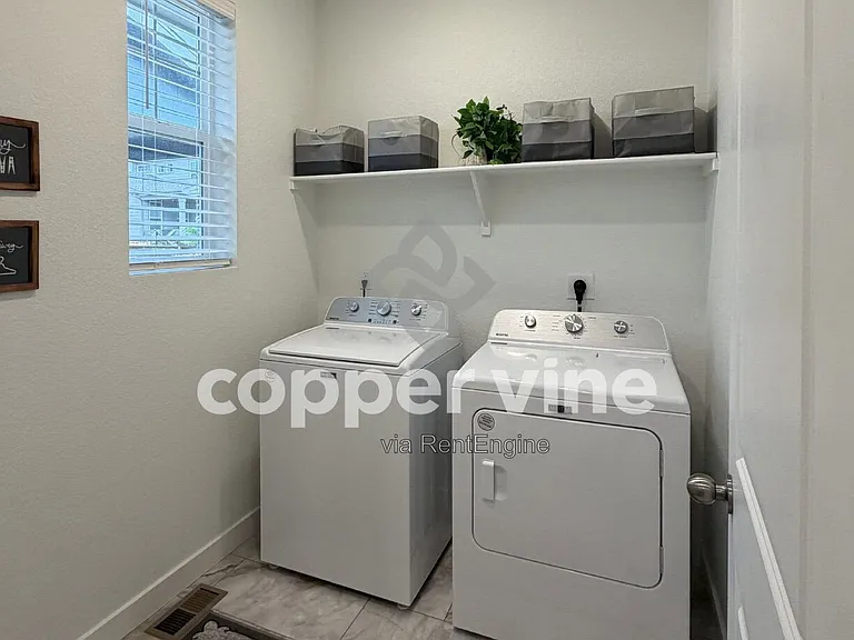657 176th Ave — Photo 17