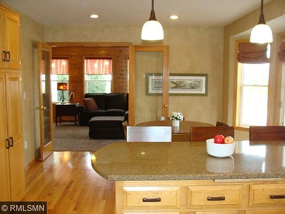 4th image of 511 Lady Slipper Ave NE