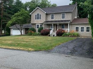 6 Gwyneth Rd, West Milford, NJ 07480