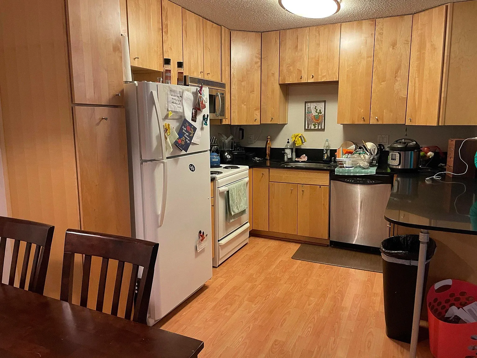 2 bed, 1.5 bath, 960 sqft, $2,100 — Photo 4