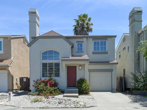 2390 Battersea Street, Santa Rosa, CA 95403