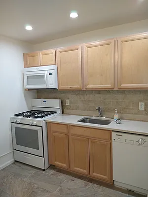 Rented by Towne House Properties | media 25