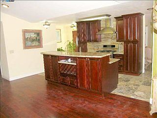 5th image of 22566 Woodroe Ave