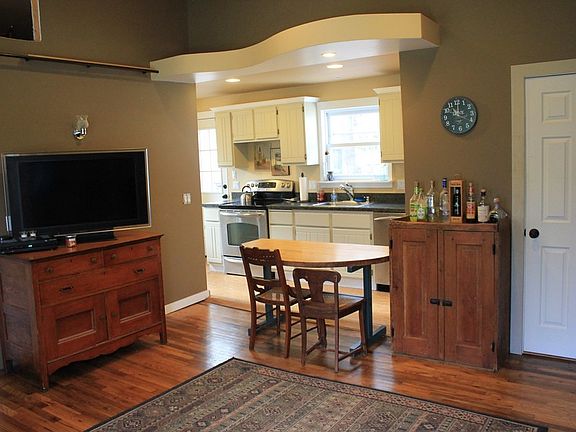 Living Room with Open floorR