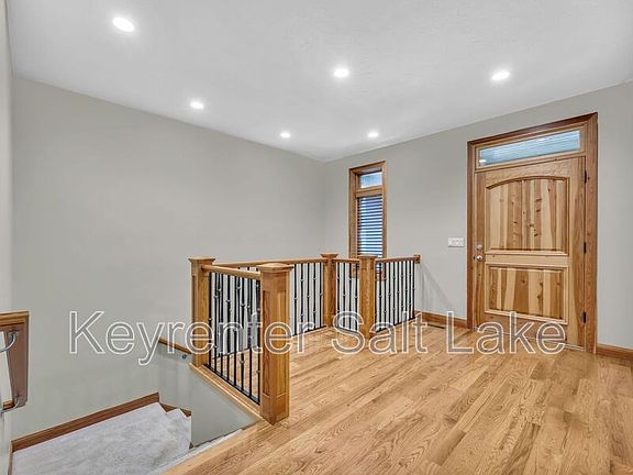 4th image of 2178 E Netties Pl