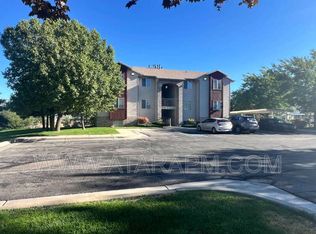 215 N 1st St APT 206, Tooele, UT 84074
