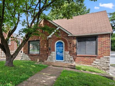 541 Kingston Dr, Saint Louis, MO, 63125