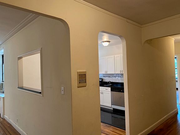 2nd image of 100 Arden St APT 4A