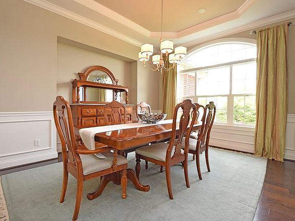3rd image of 7513 Preserve Pl