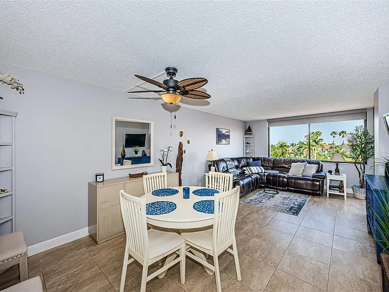 6295 Bahia Del Mar Cir #405 — Photo 5