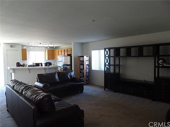4th image of 15874 Winchester Ct