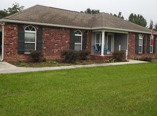 8650 Myrtlewood Dr, Moss Point, MS 39562