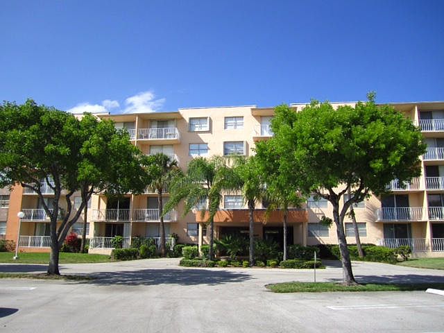 1st image of 480 Executive Center Drive #5n