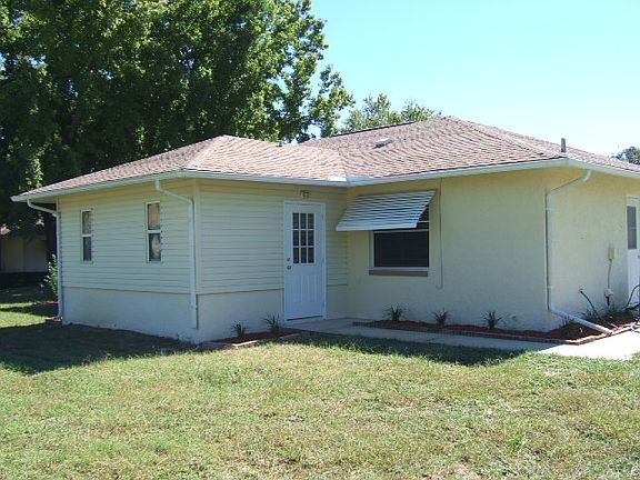 3rd image of 79 W Royal Fern Pl