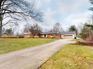 2923 Bonnebrook Dr, Akron, OH 44333