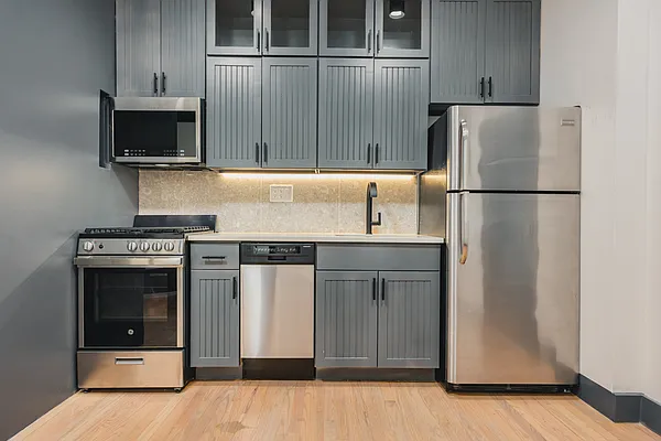 Rented by Carnegie Management Inc | media 9