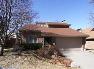 2321 S 72nd St, Lincoln, NE 68506