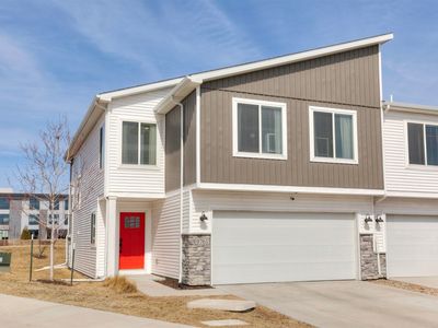 9761 Turnpoint Dr, West Des Moines, IA, 50266