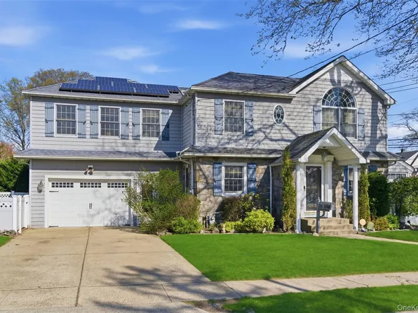 2185 Howard Place, Bellmore, NY 11710