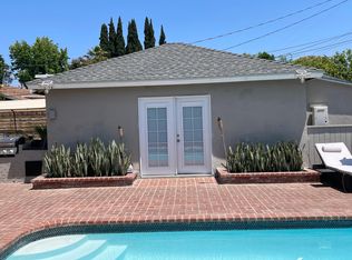 5524 Ranchito Ave, Van Nuys, CA 91401