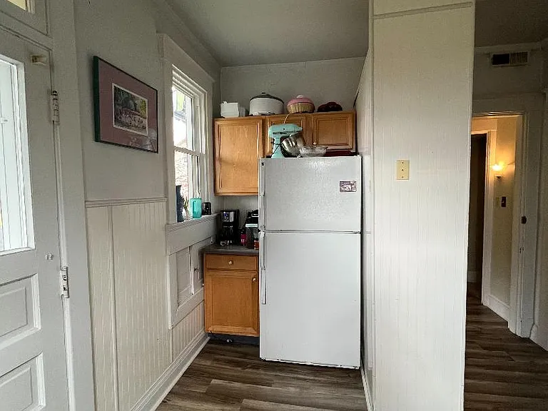 2253 Madison Ave — Photo 16