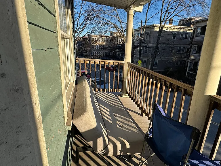 346 Faneuil St #4 — Photo 4