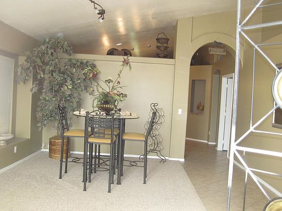 4th image of 3312 W Gary Dr