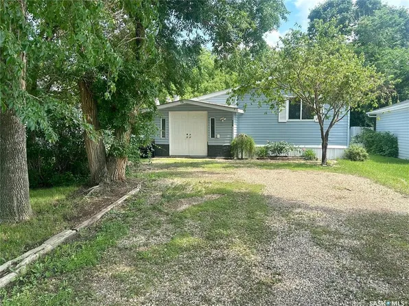 116 6th STREET, Milestone, SK S0G 3L0