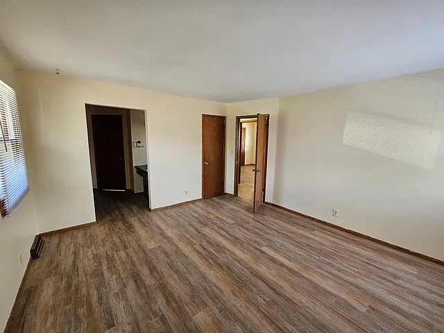 11106 W Maple Ln — Photo 16