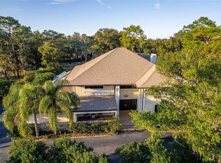 8751 Cranes Roost Dr, New Port Richey, FL 34654