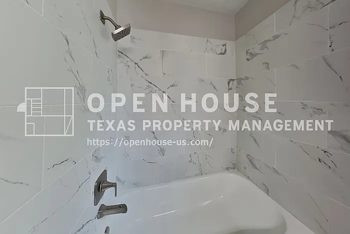 1920 Crooked Creek Ln — Photo 20