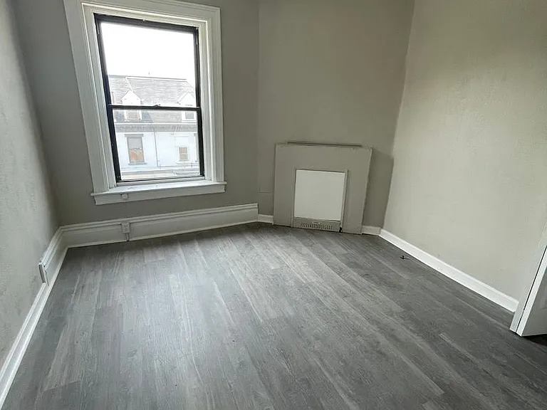 4901 Friendship Ave. — Photo 78