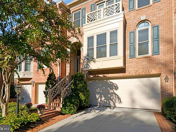 2nd image of 1512 Hampton Hill Cir