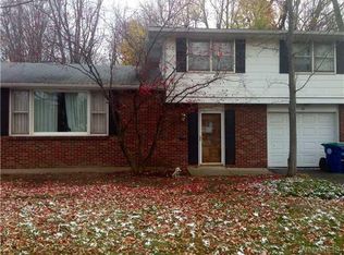 26 Culpepper Rd, Williamsville, NY 14221