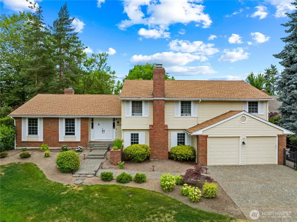 19250 SE 45th Place, Issaquah, WA 98027